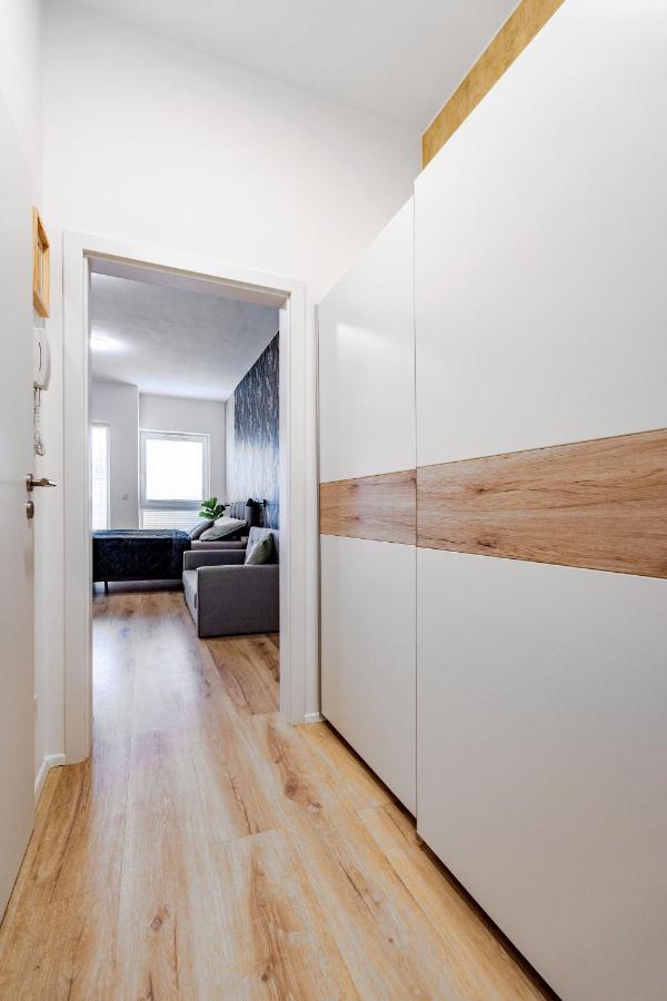 Wolkerovka Apartment 2 奥洛穆茨 外观 照片