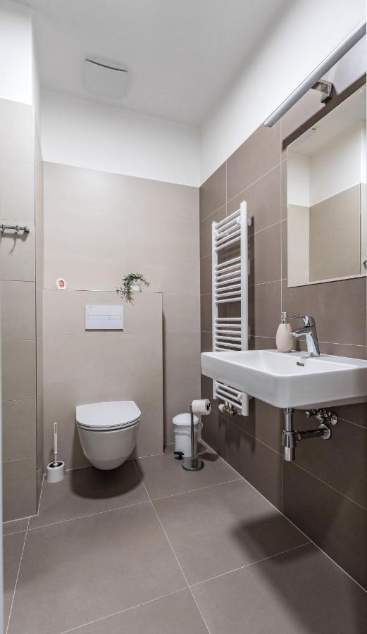 Wolkerovka Apartment 2 奥洛穆茨 外观 照片