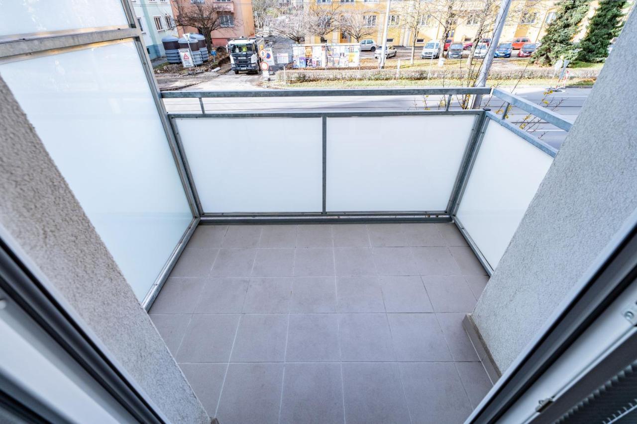 Wolkerovka Apartment 2 奥洛穆茨 外观 照片