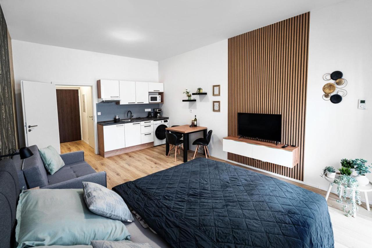 Wolkerovka Apartment 2 奥洛穆茨 外观 照片
